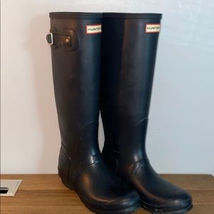 Navy blue Hunter Boots